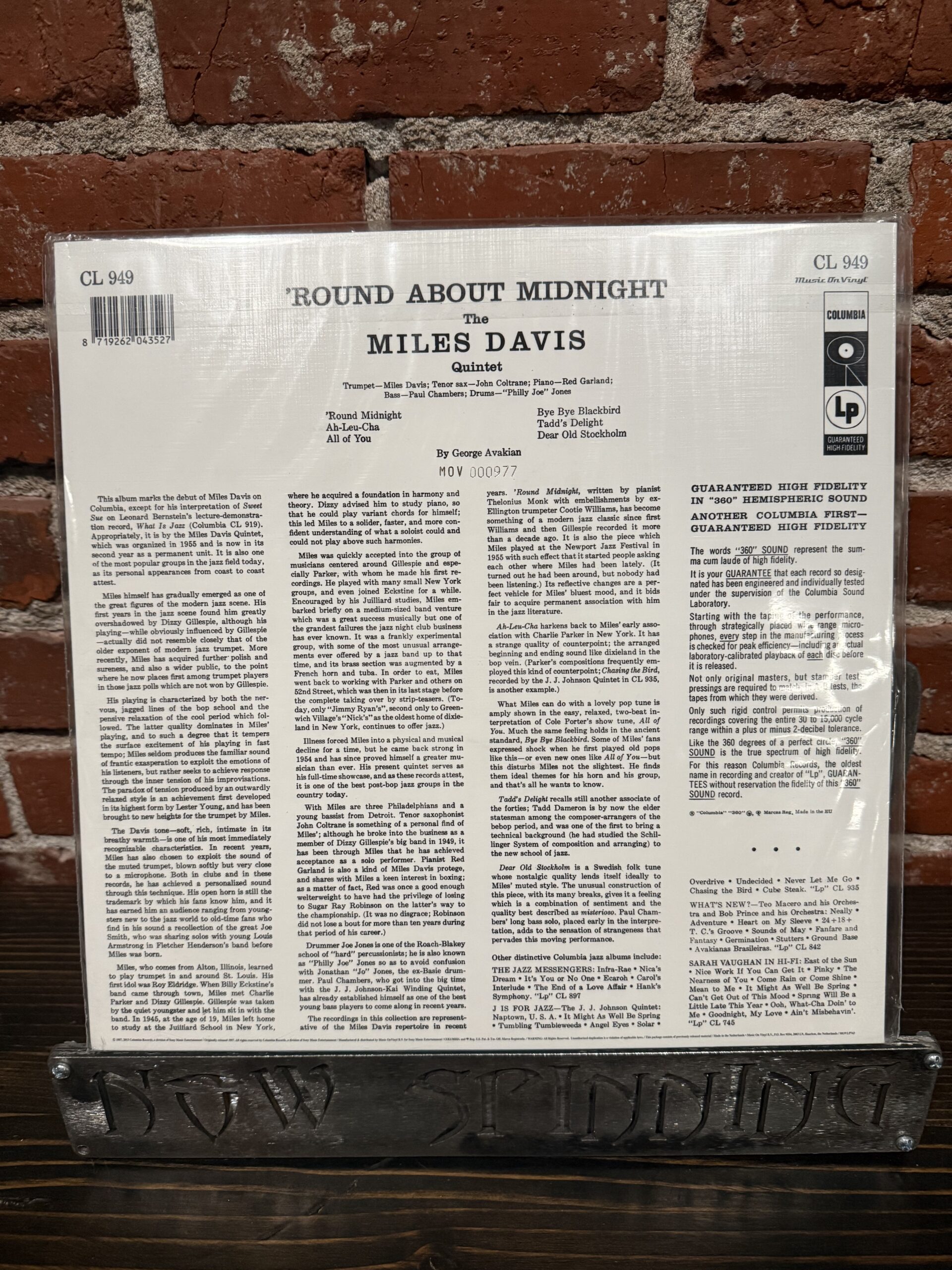 MILES DAVIS: 'Round About Midnight LP Music on Vinyl 180g Crystal Clear Vinyl #977/1500 - Image 2